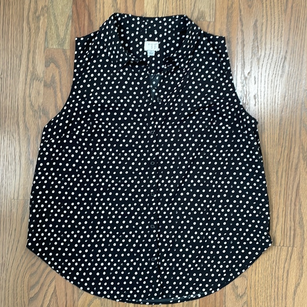 A New Day Polka Dot Sleeveless Button Down Tank